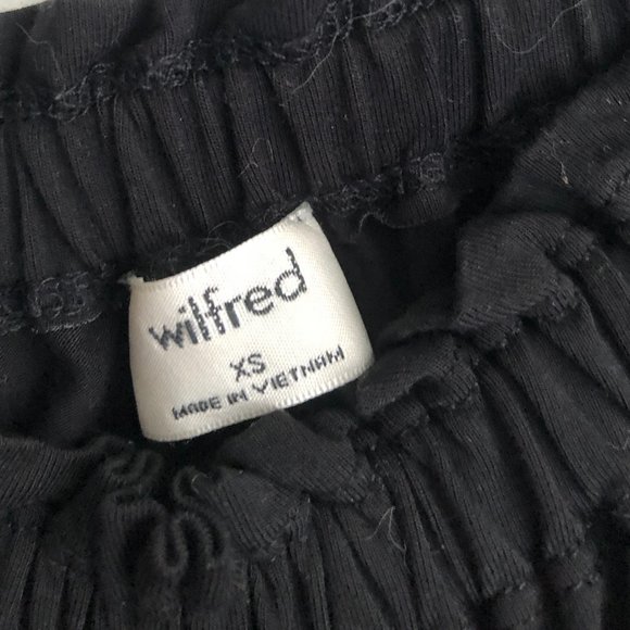 Black off-the-shoulder Wilfred Aritzia top XS - Picture 2 of 2